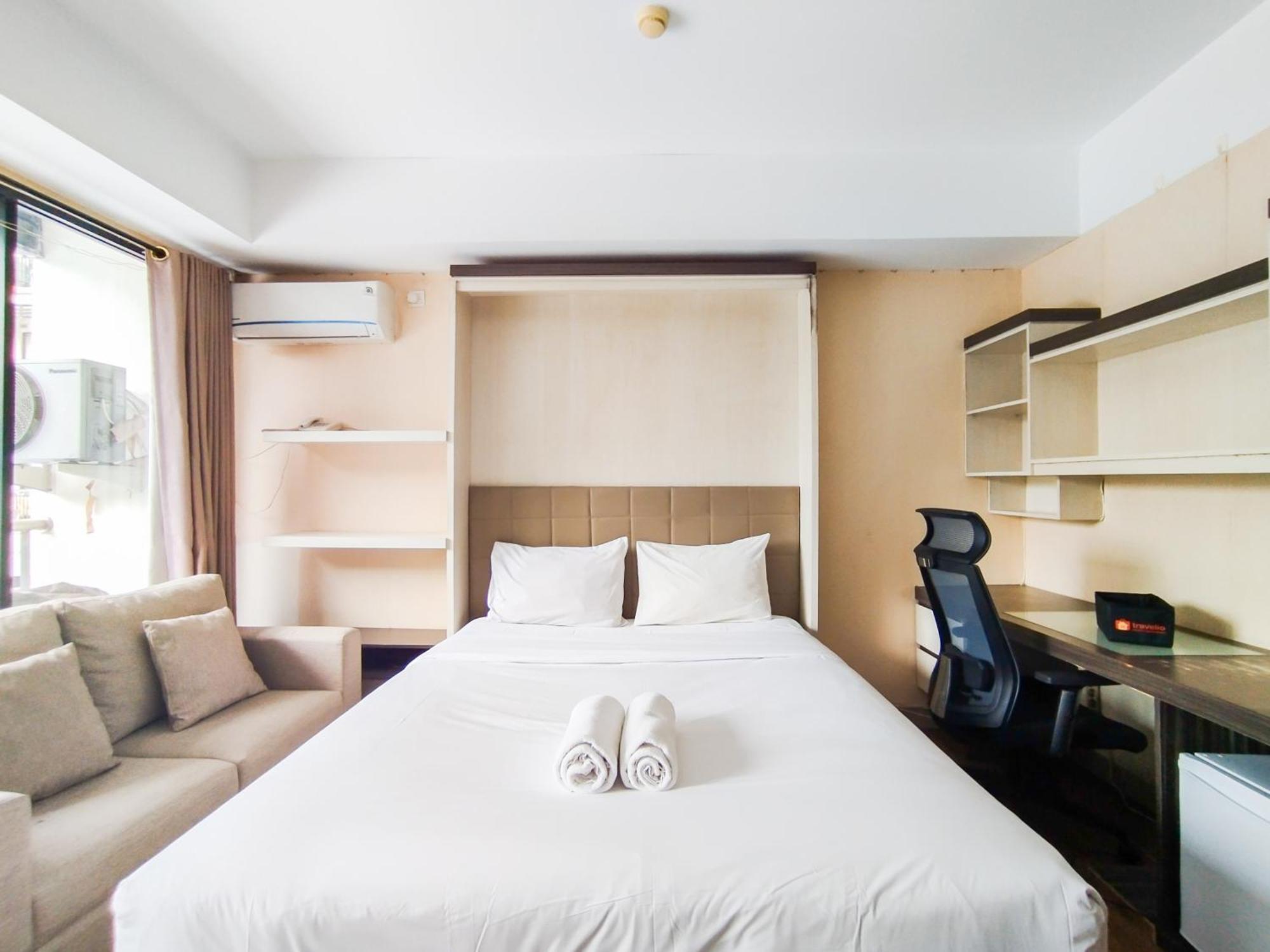 Simply And Comfy Studio Room Apartment Beverly Dago By Travelio Bandung Exterior photo